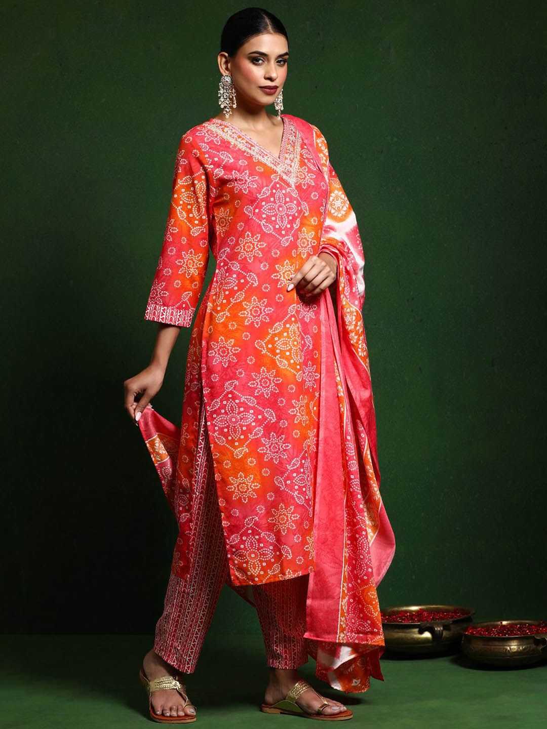 Dhiyona VA Women'sBandhani Printed V-Neck Thread Work Kurta With Trousers & Dupatta