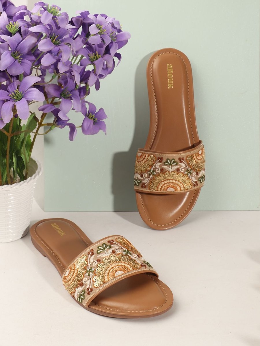 Dhiyona AK Women Ethnic Round Toe Open Toe Flats with Embroidered