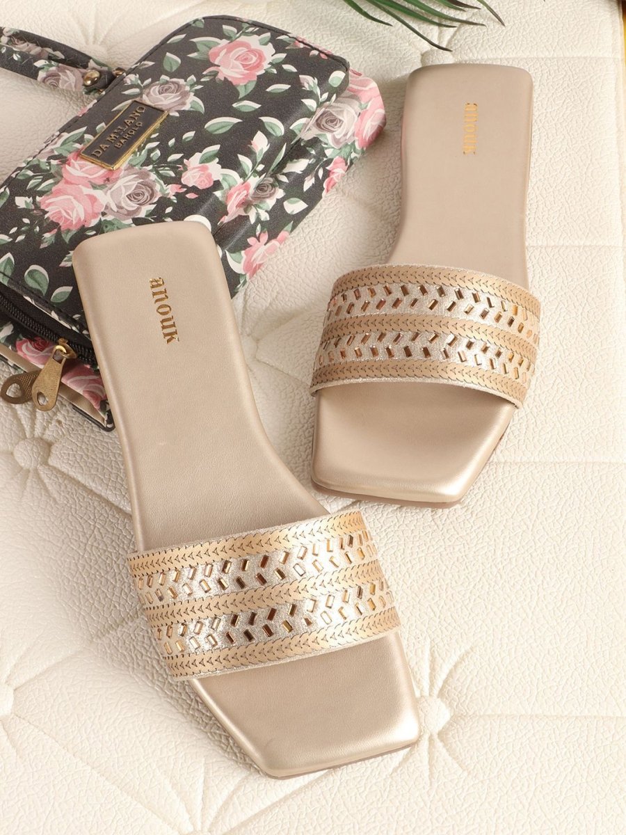 Dhiyona AK Women Embellished Open Toe Flats