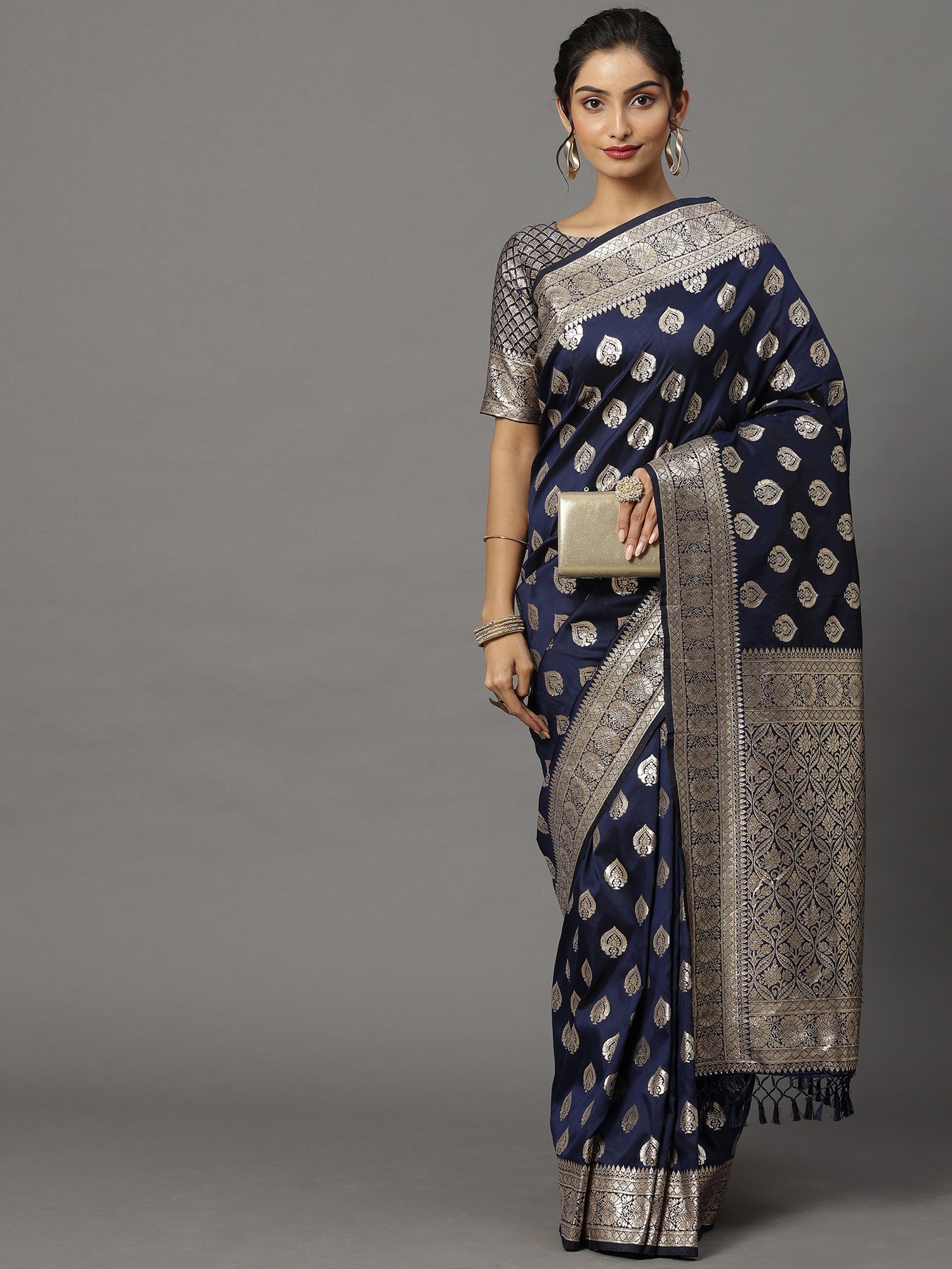 Women's Silk Blend Navy Blue Woven Design Woven saree With Blouse Piece