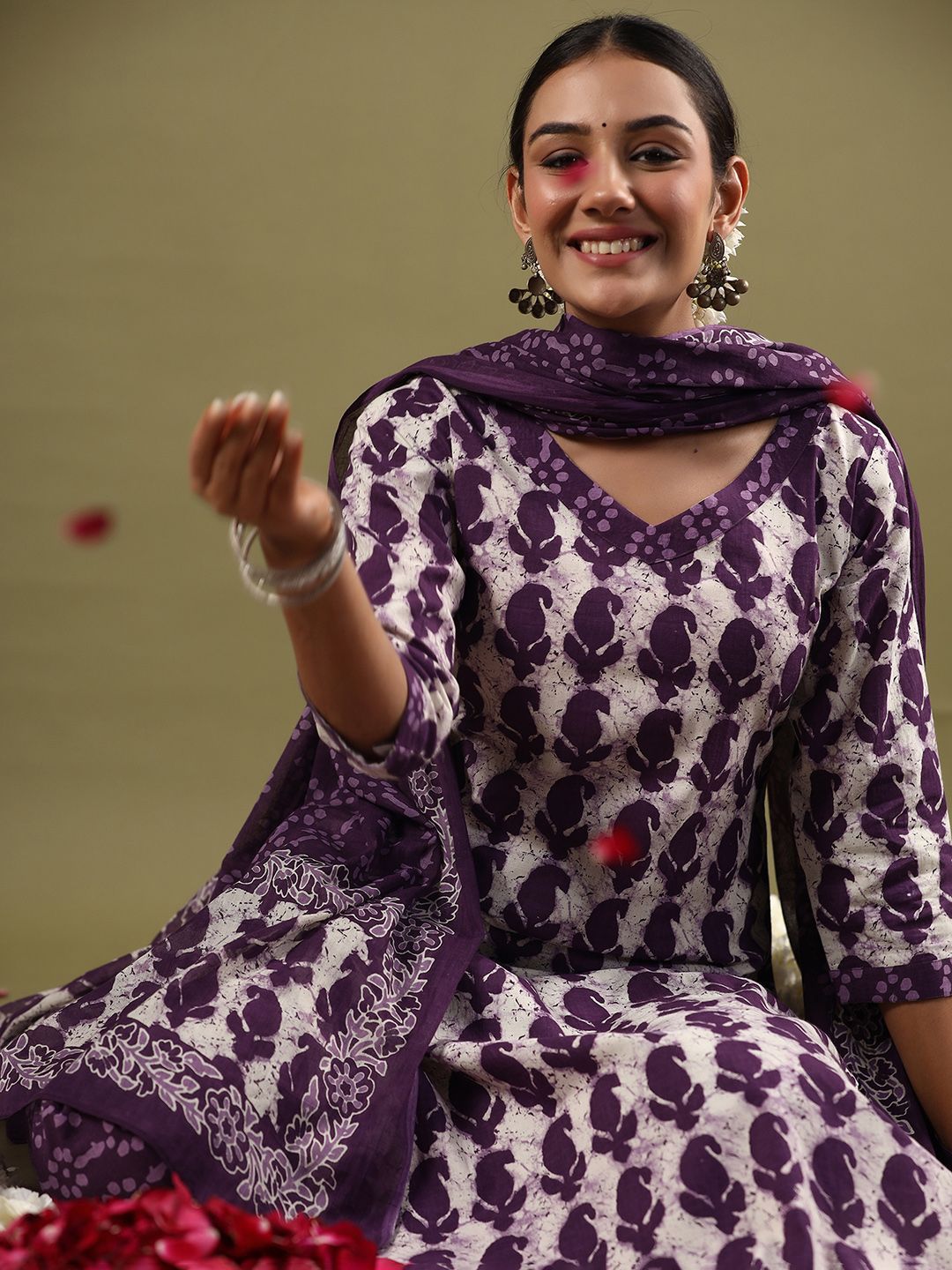 Paisley Printed Regular Pure Cotton Straight Kurta with Trousers & Dupatta