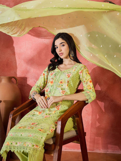 Dhiyona SN Women's Floral Printed Pure Cotton Sweetheart Neck Straight Kurta With Trousers & Dupatta