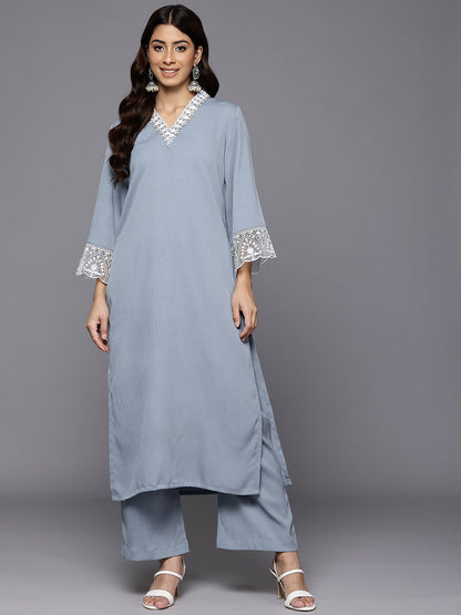 Dhiyona VR Women's Thread Embroidered Organza Detailed Kurta Set