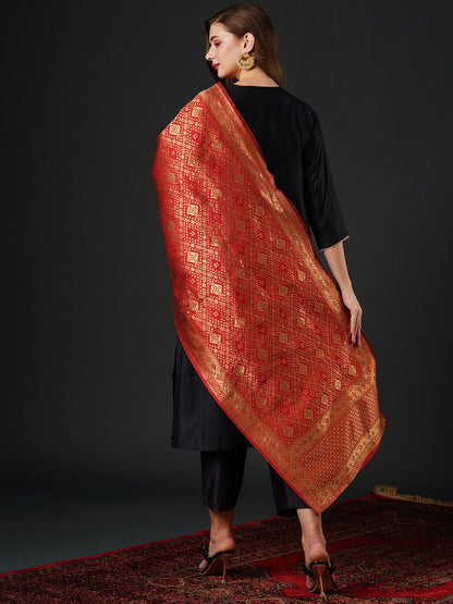 Dhiyona IE Ethnic Motifs Yoke Design Zari Kurta & Trousers With Dupatta