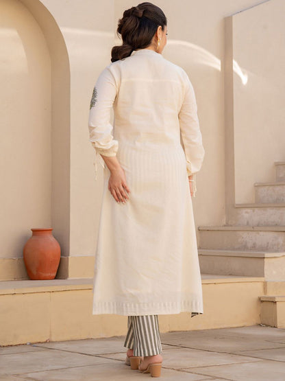 Floral Embroidered Mandarin Collar Pure Cotton A Line Kurta With Trousers