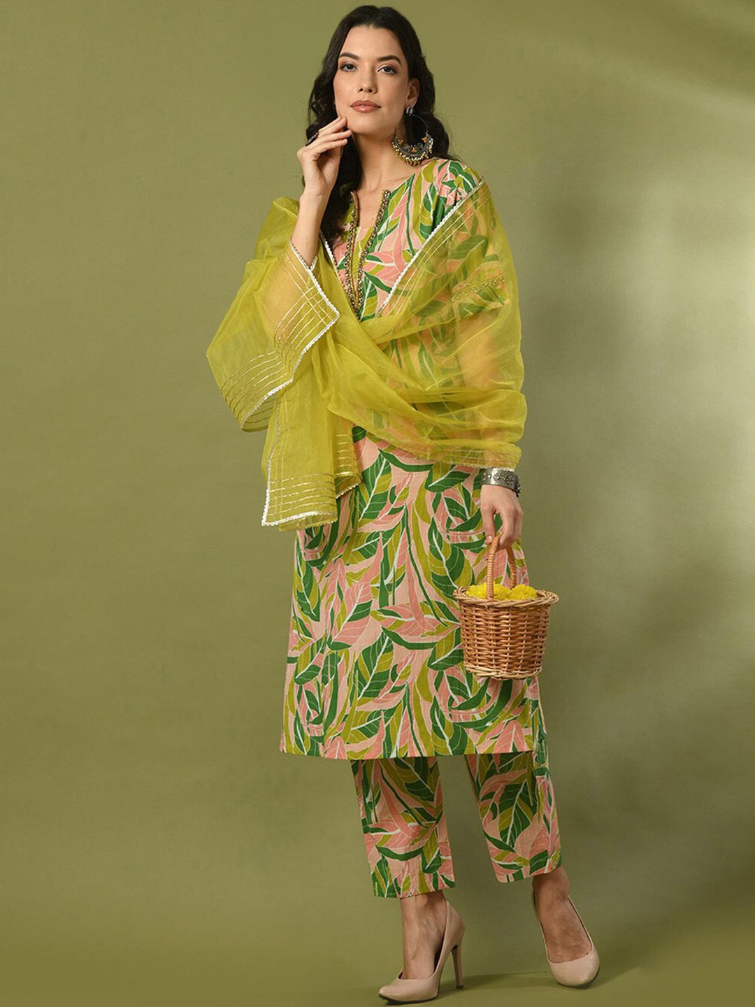 Dhiyona SN Women's Floral Printed Cotton Straight Kurta With Trousers & Duppatta