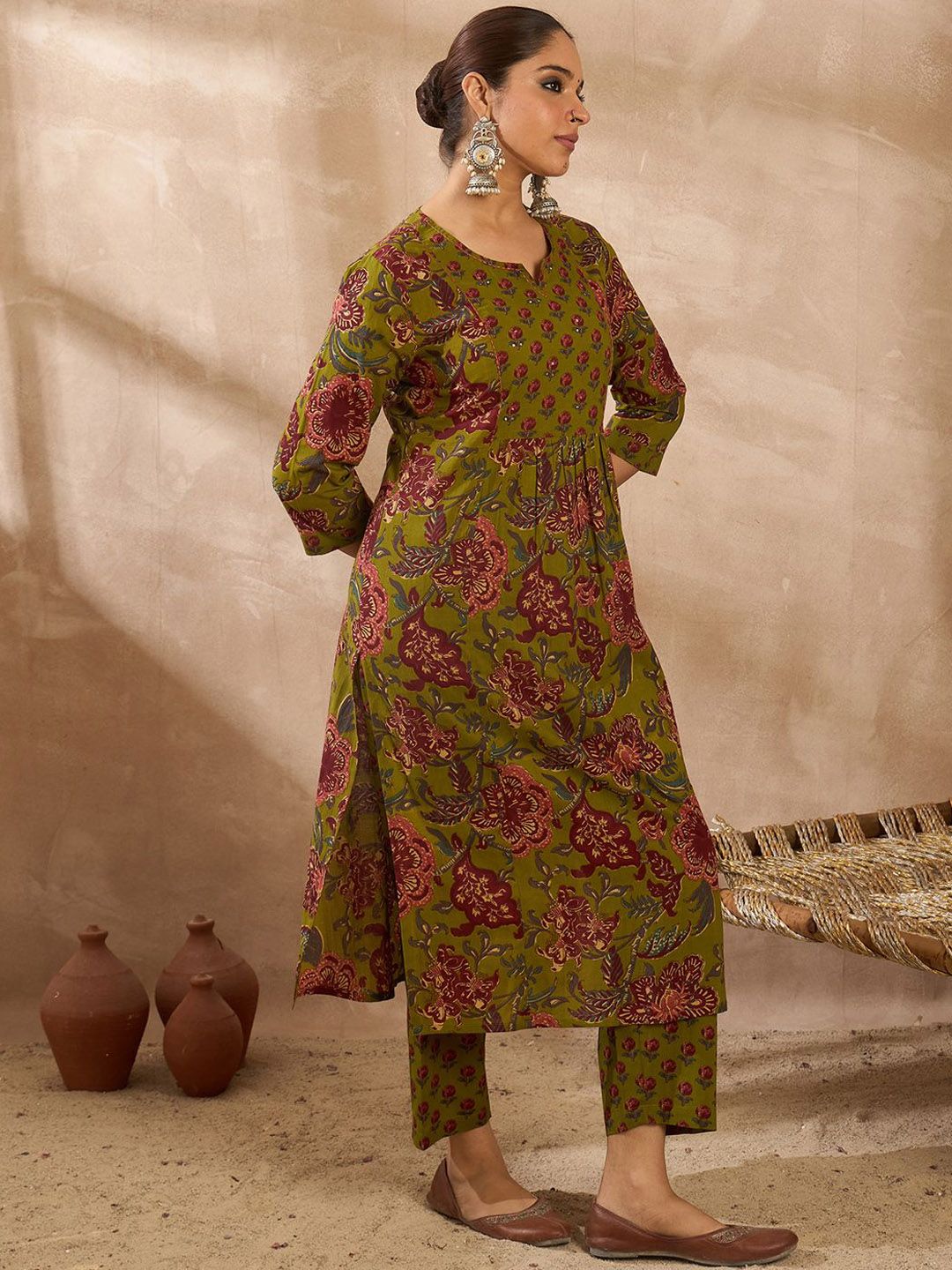 Floral Printed Notch Neck Pure Cotton Kurta With Trousers