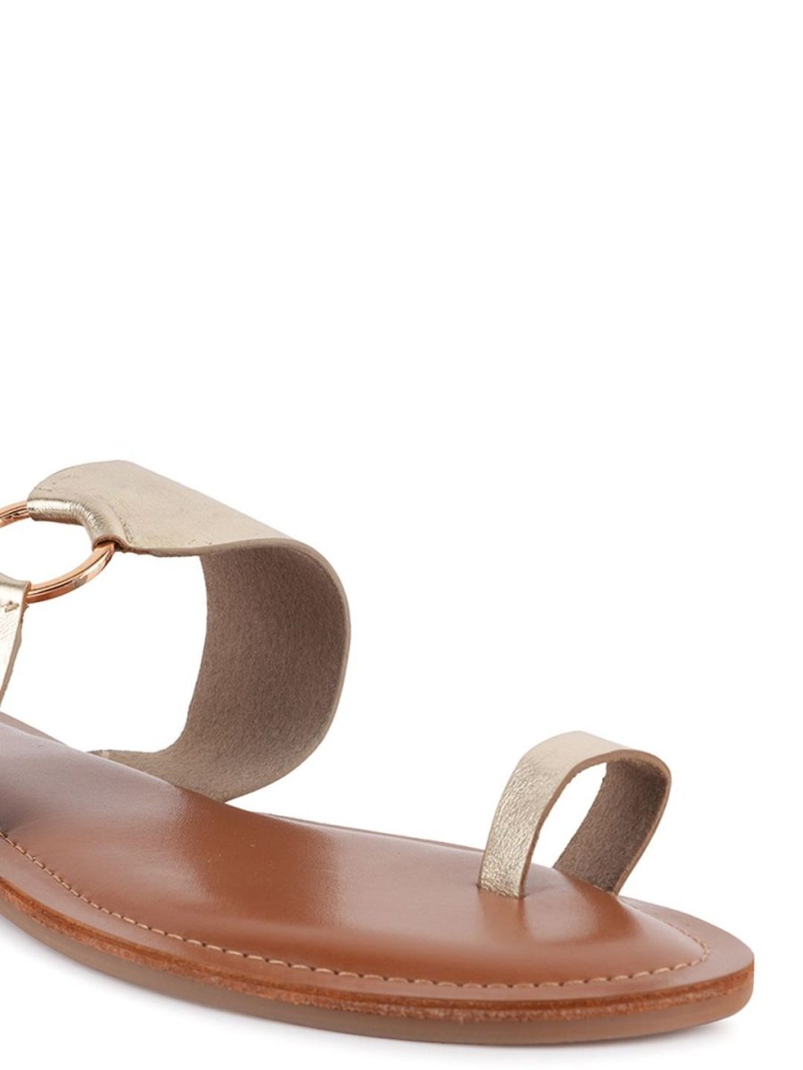 Dhiyona AK Women One Toe Flats