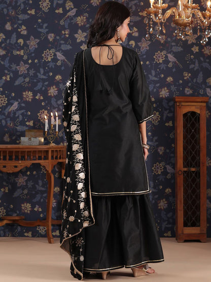 Dhiyona PD Women Thread Work A-Line Kurta With Sharara & Dupatta