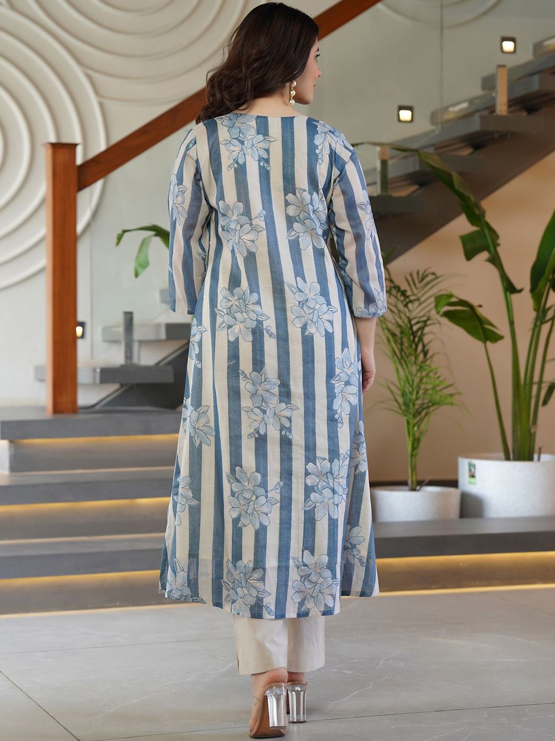 Dhiyona IE Floral Printed Round Neck A-Line Pure Cotton Kurta With Trousers