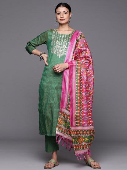 Dhiyona VA Women's Ethnic Motifs Embroidered Kurta with Trousers & With Dupatta
