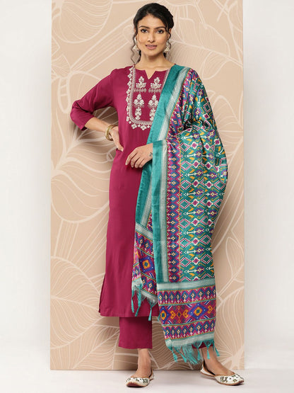 Dhiyona VA Women'sEmbroidered Kurta With Trousers & Dupatta