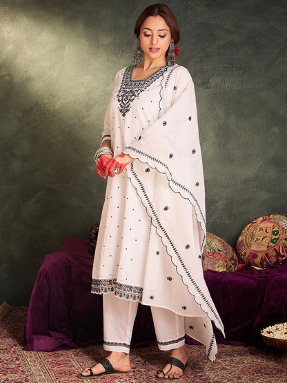 Dhiyona IE Floral Embroidered Thread Work Pure Cotton Kurta With Trousers & Dupatta