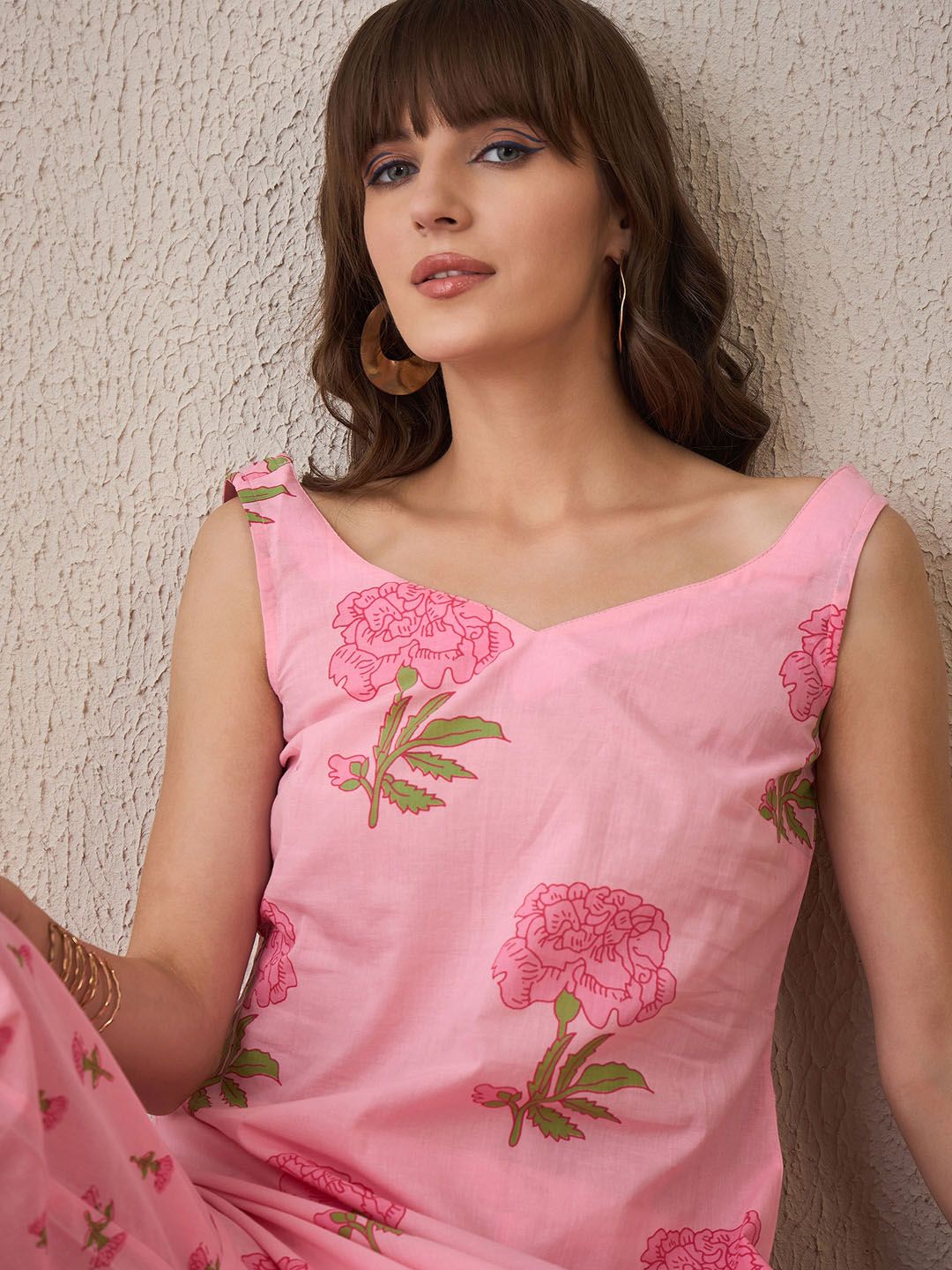 Dhiyona IE Women Floral Printed Regular Pure Cotton Kurta with Trousers