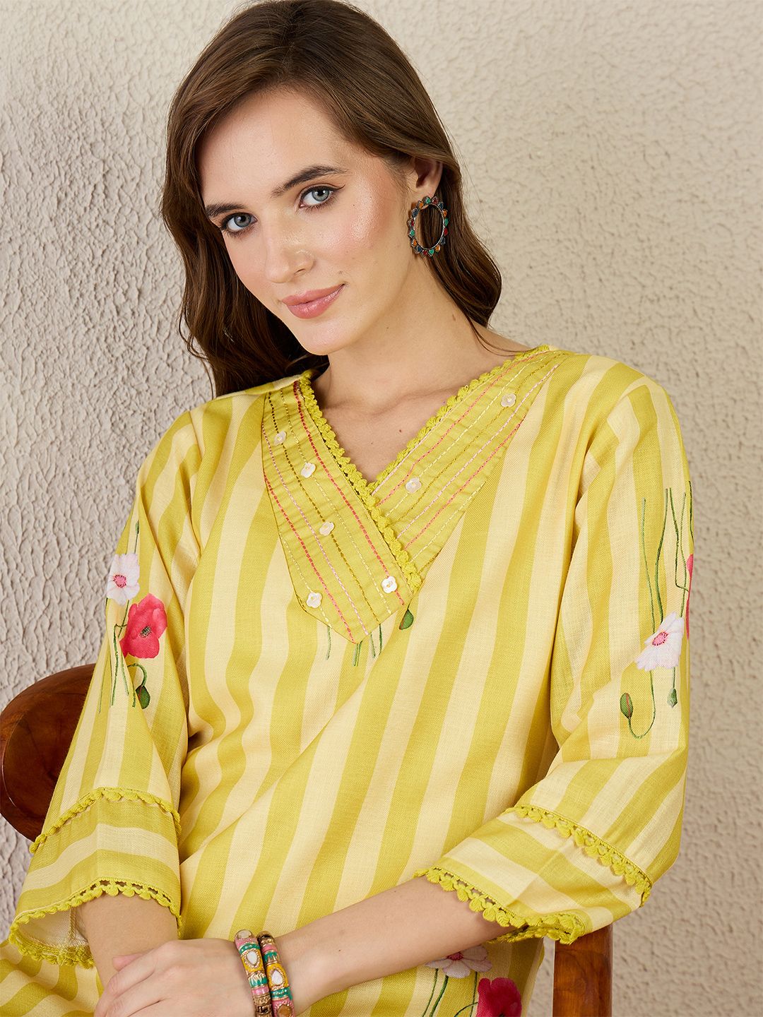 Dhiyona IE Striped V-Neck Linen Straight Kurta With Trouser