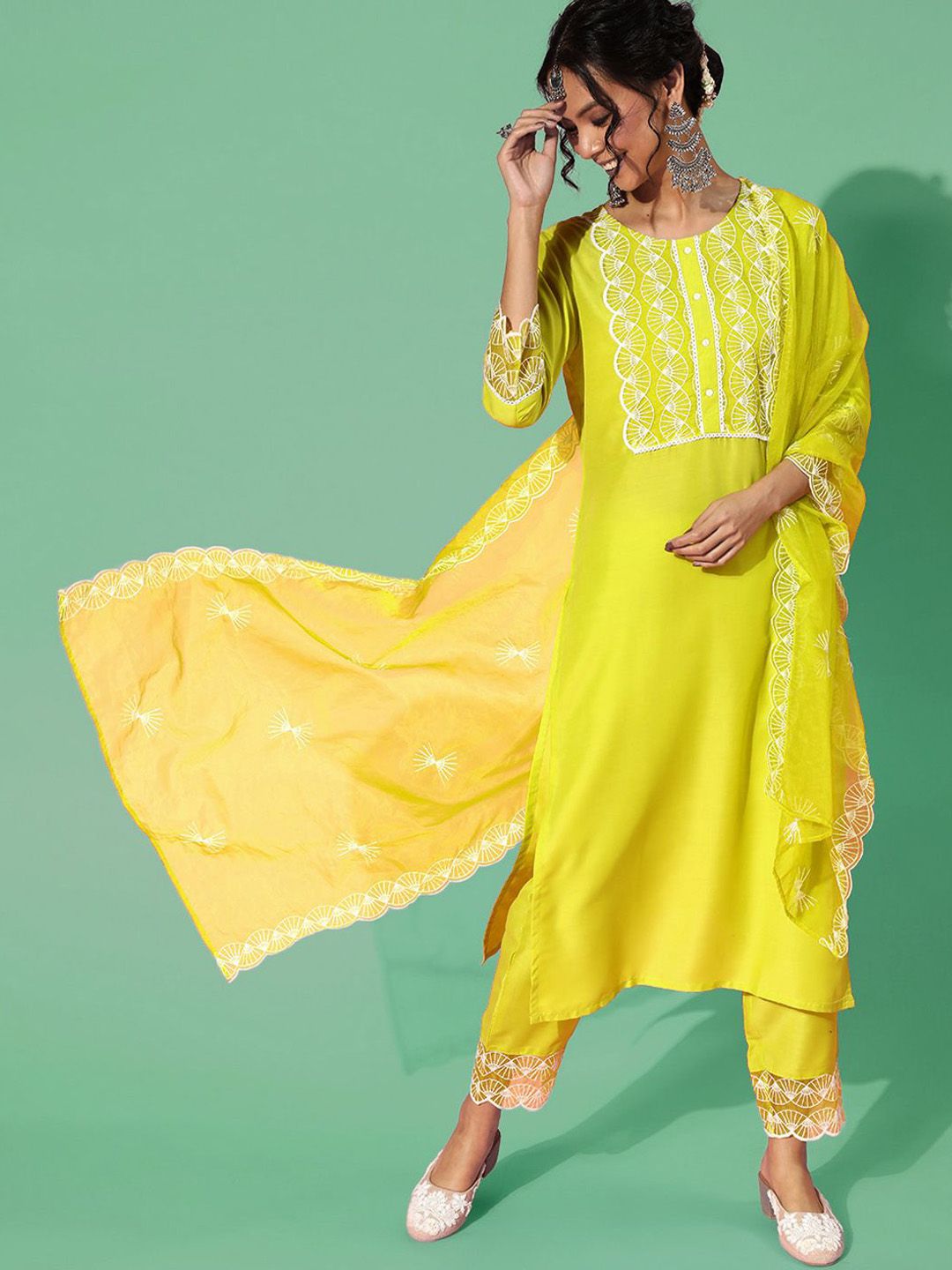 Women Yoke Design Round Neck Kurta With Trousers & Dupatta