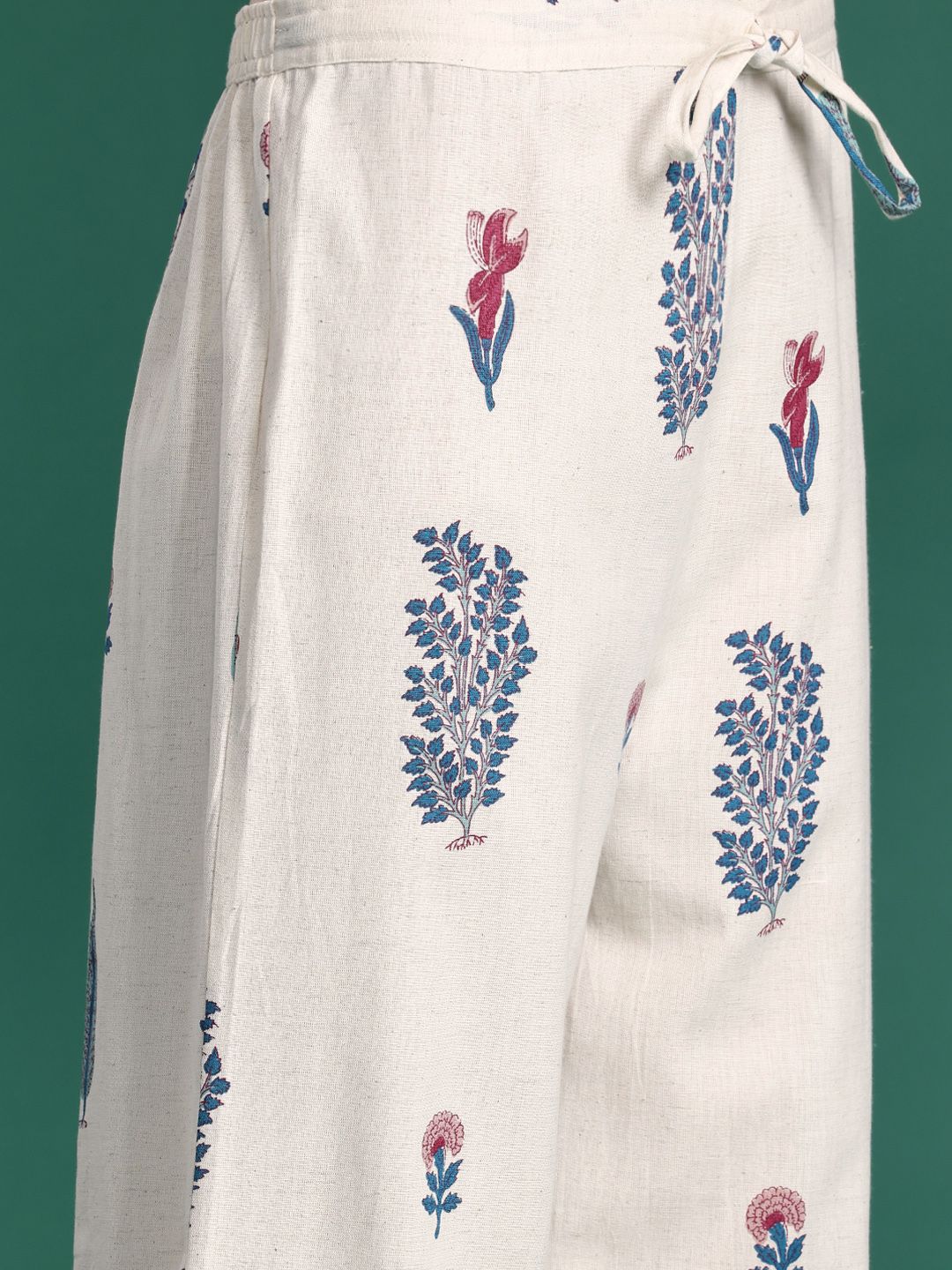 Women Floral Printed Pure Cotton Kurta with Palazzos