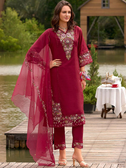 Women Floral Embroidered Panelled Sequinned Kurta with Trousers & With Dupatta