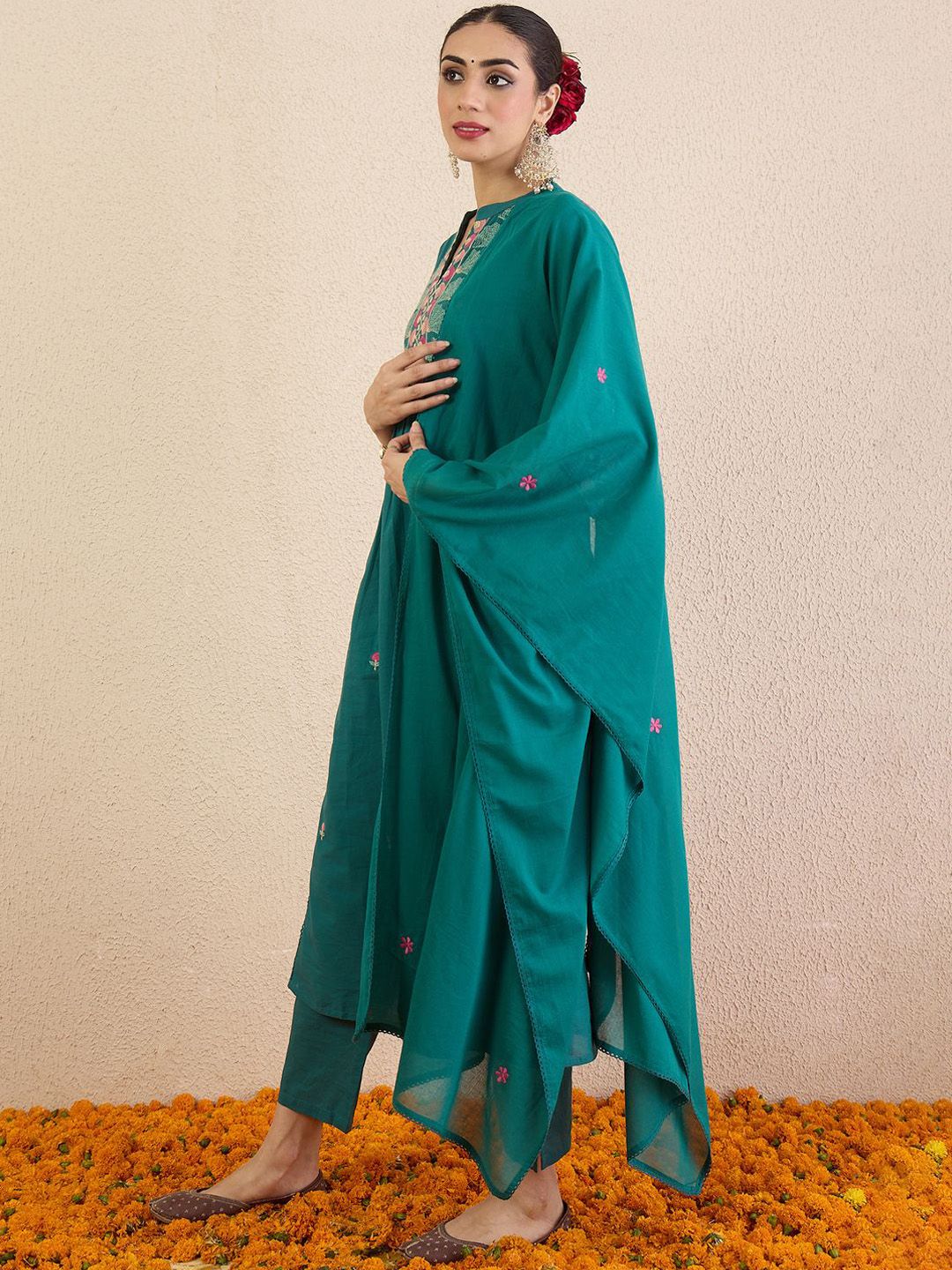 Floral Embroidered Thread Work Pure Cotton Kurta with Trousers & Dupatta