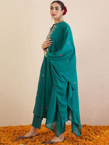 Floral Embroidered Thread Work Pure Cotton Kurta with Trousers & Dupatta