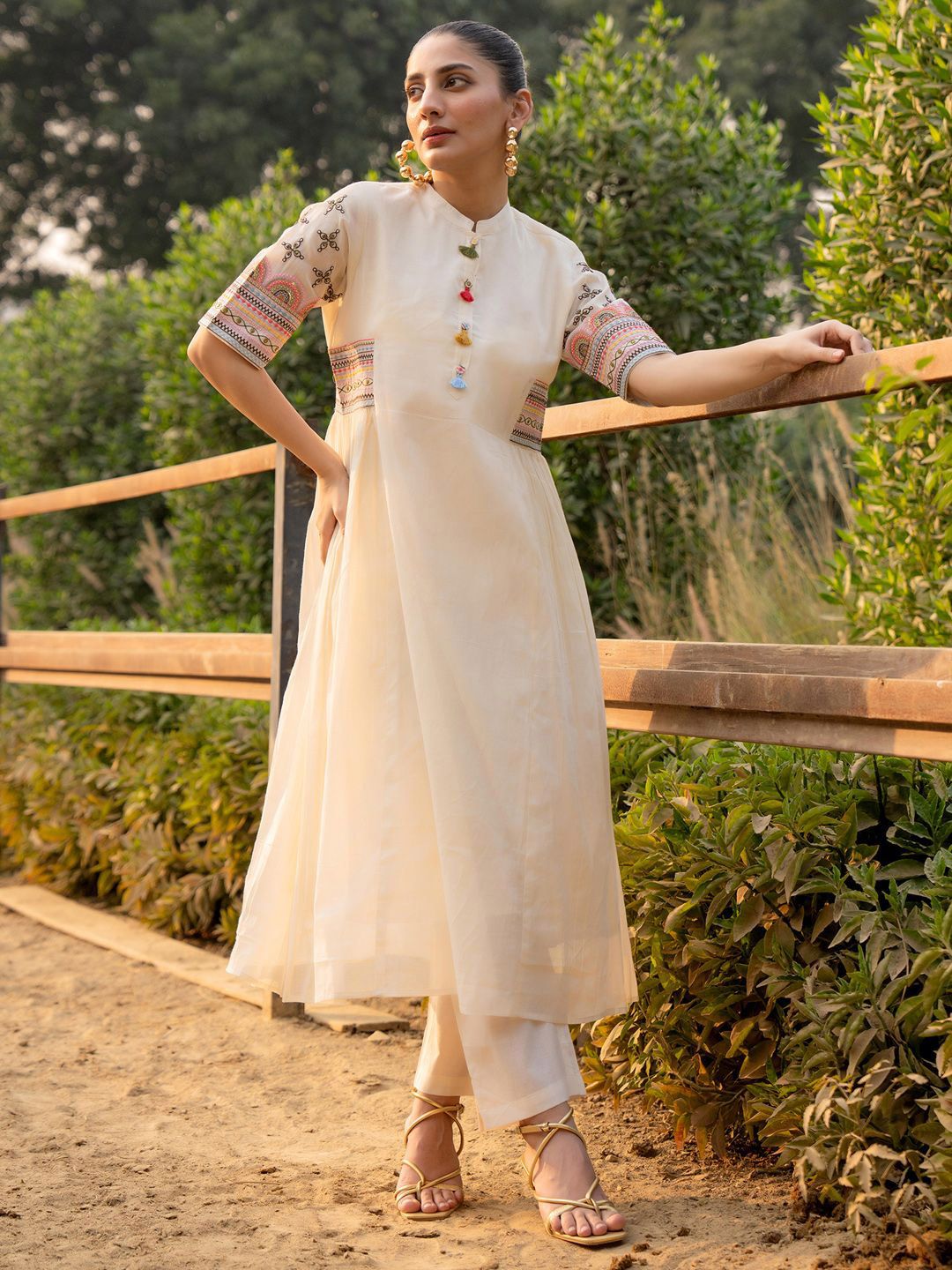 Dhiyona IE Ethnic Motifs Yoke Design Mandarin Collar Pure Cotton A-Line Kurta With Trousers