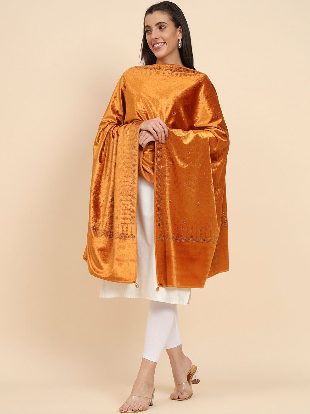 Dhiyona PA Embellished Beads and Stones Velvet Shawl