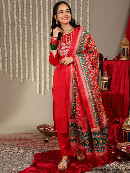 Dhiyona VA Women's Jaquard Kurta Set With Printed Patola Dupatta