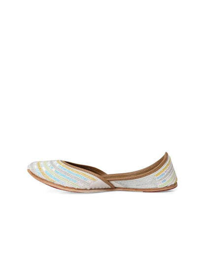 Dhiyona HOP Ethnic Embroidered Square Toe Fabric Mojaris