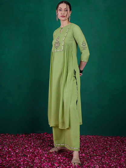 Dhiyona SN Women's Green Ethnic Motifs Embroidered Regular Sequinned Kurta with Palazzos