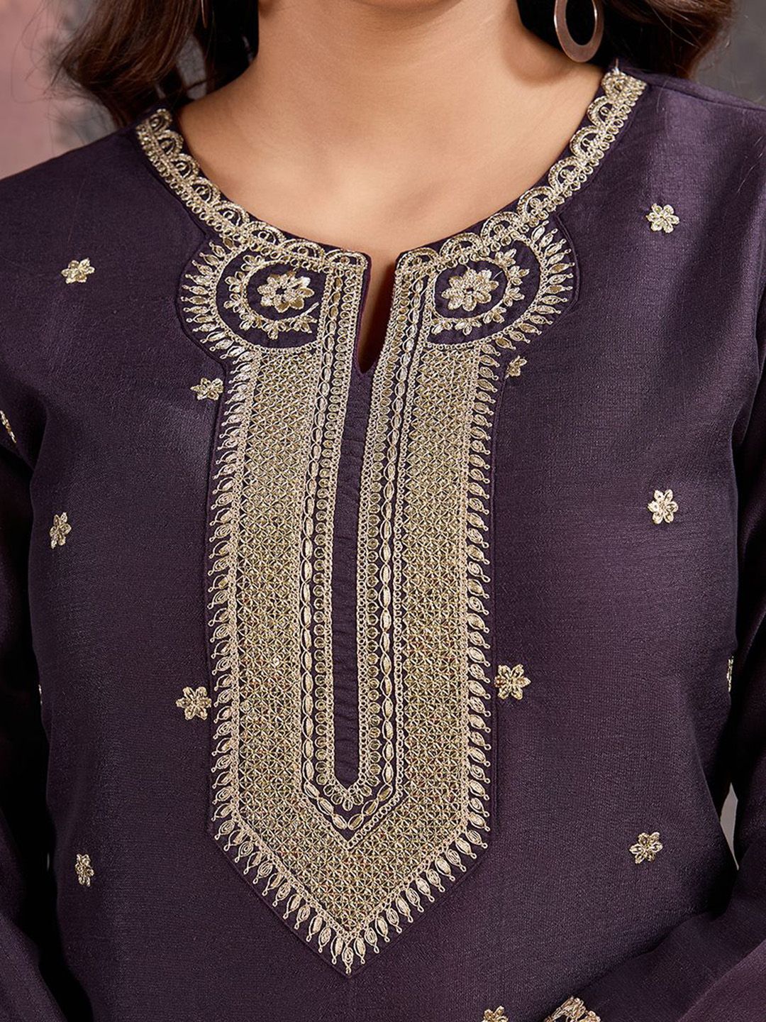 Dhiyona PD Women Ethnic Motifs Embroidered Sequinned Straight Kurta & Trouser With Dupatta