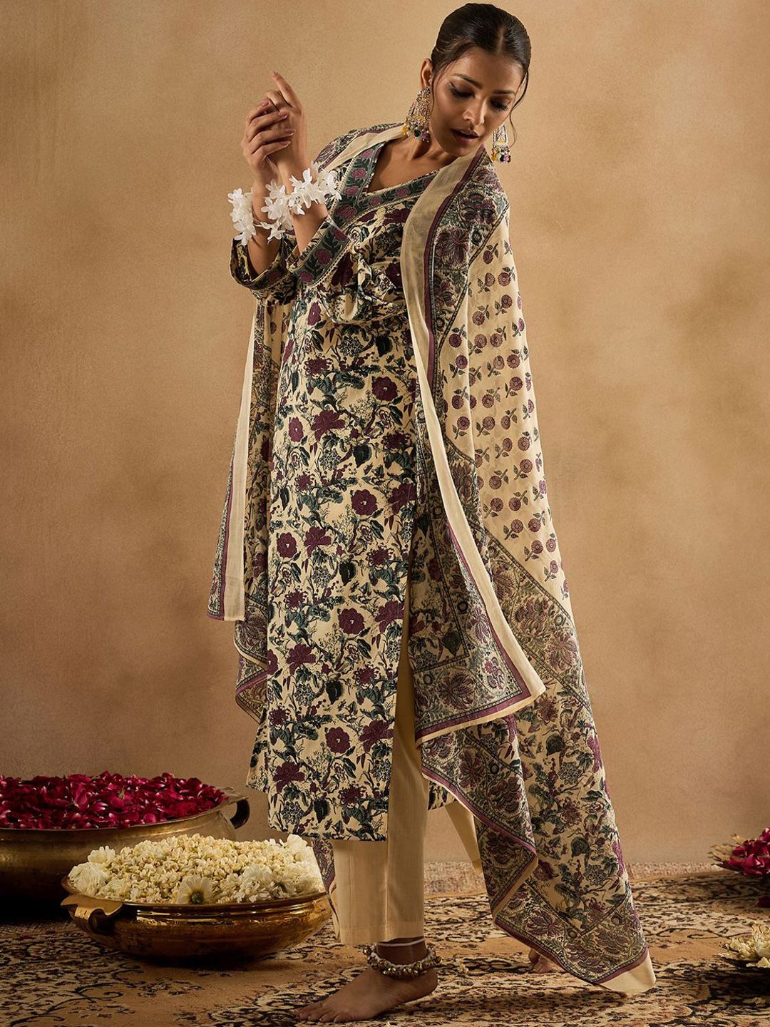 Dhiyona IE Floral Printed V-Neck Pure Cotton Straight Kurta With Trousers & Dupatta