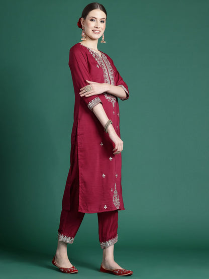 Dhiyona IE Ethnic Motifs Embroidered Gotta Patti Kurta With Trousers & Dupatta