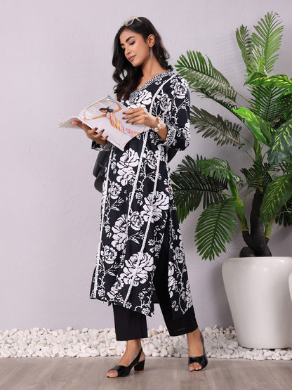 Dhiyona VA Women'sFloral Printed V-Neck Panelled Pure Cotton A-Line Kurta With Trouser