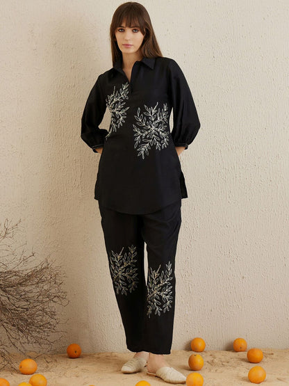 Dhiyona IE Black Embroidered Tunic With Trousers