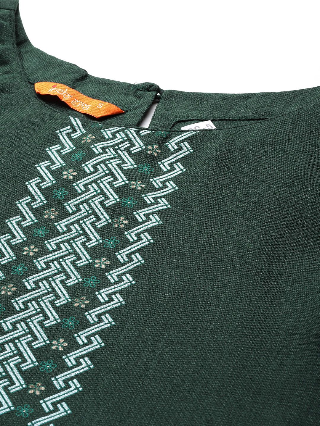Dhiyona IE Ethnic Motifs Foil Printed Straight Kurta