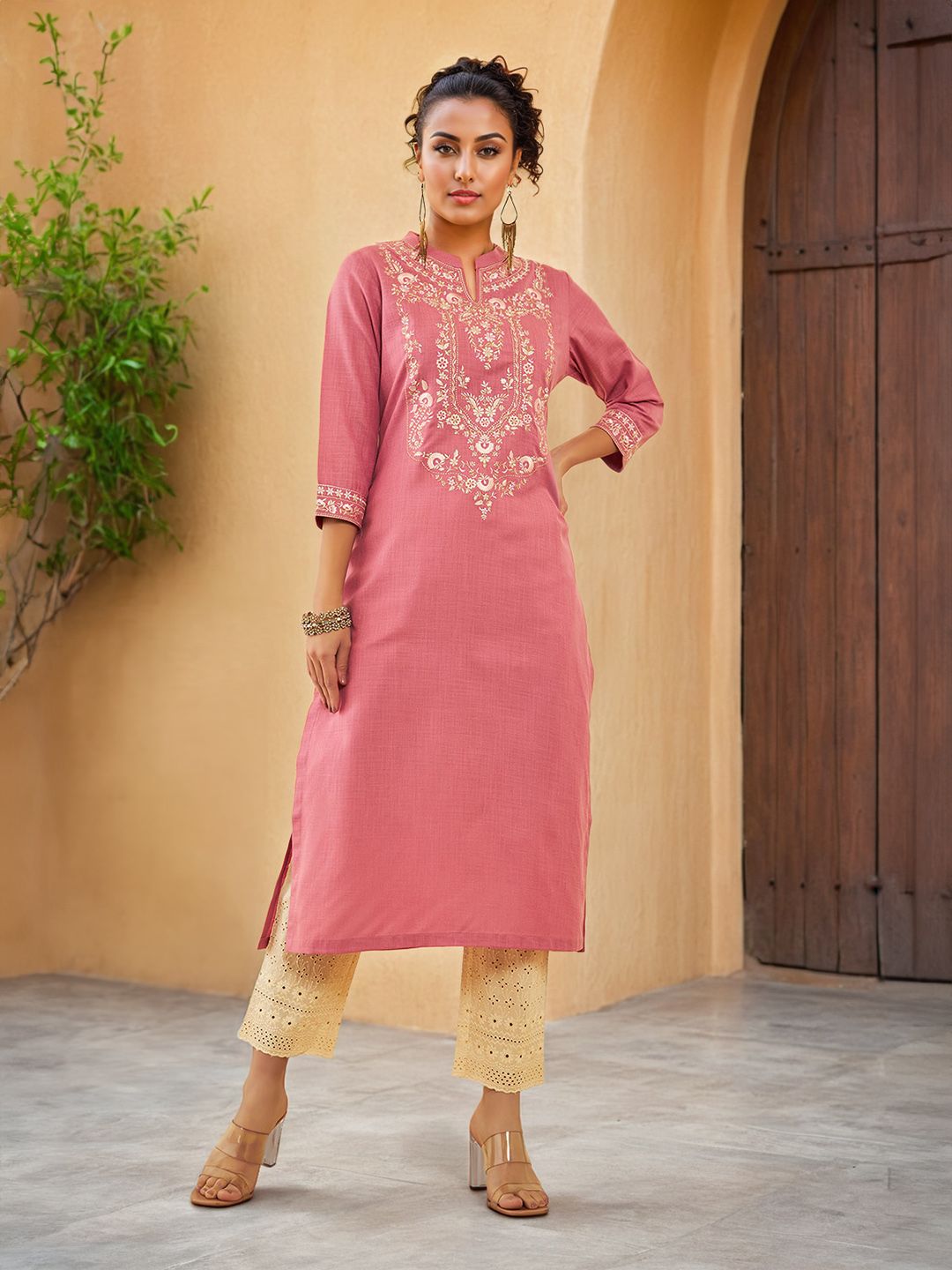 Dhiyona SO Women's Ethnic Motifs Yoke Design Regular Thread Work Kurta with Trousers