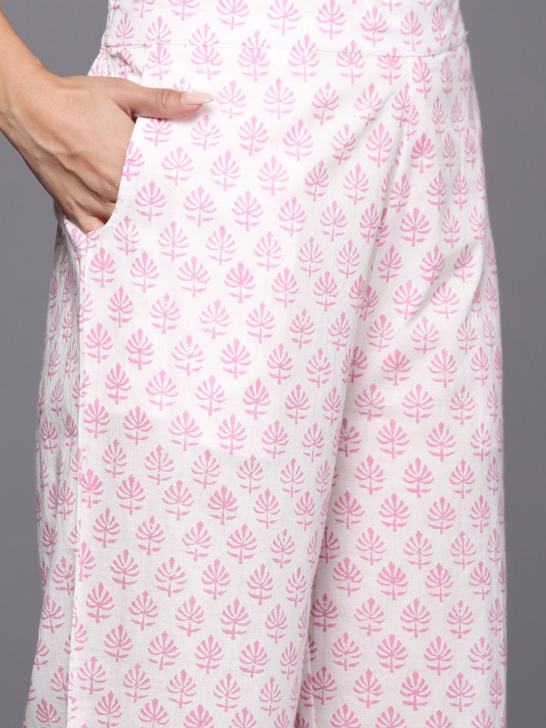 Dhiyona LB Women's Floral Printed Regular Pure Cotton Kurta with Palazzos & Dupatta