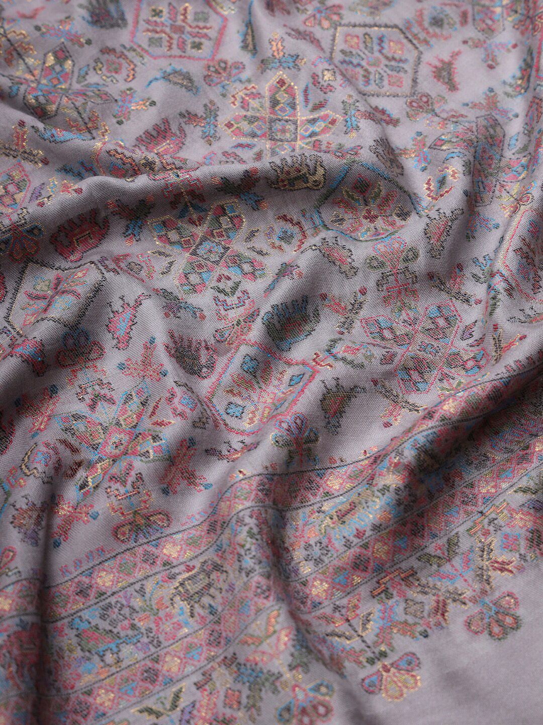 Dhiyona PA Women Zari Woven Design Shawl