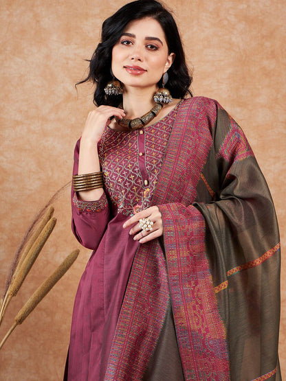 Dhiyona SN Women's Pink Floral Embroidered Zari Sequence A-Line Kurta & Trousers With Dupatta