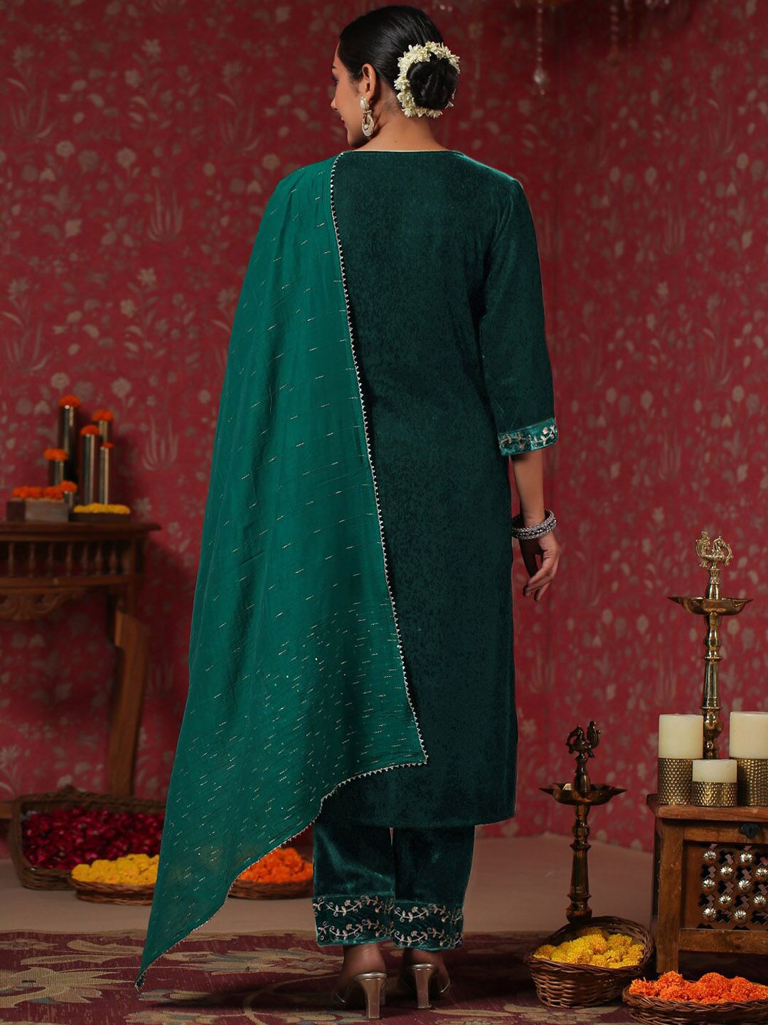 Dhiyona IS Women's Ethnic Motifs Embroidered Velvet Straight Kurta & Trousers With Dupatta