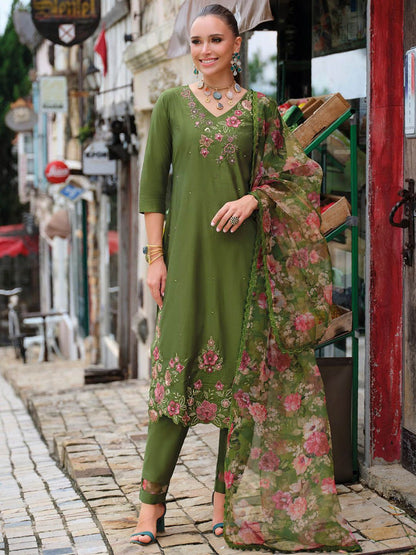 Floral Embroidered V-Neck Thread Work Liva Straight Kurta & Trousers With Dupatta