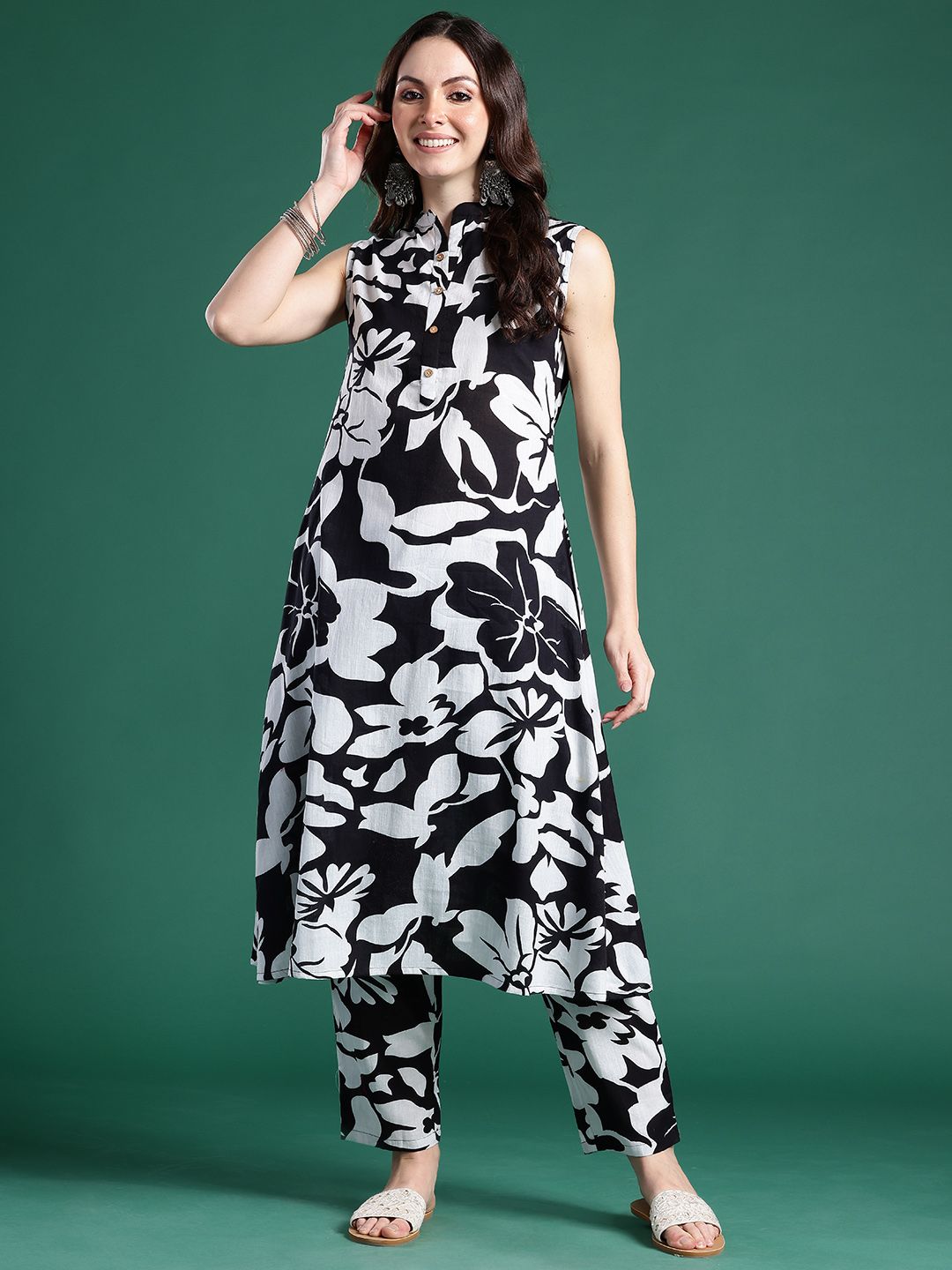 Floral Printed Pleated Pure Cotton Kurta with Trousers