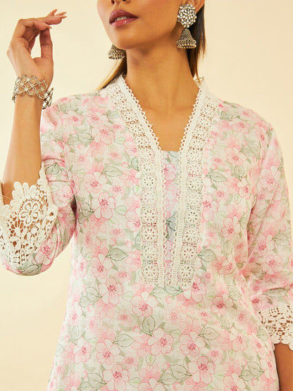 Dhiyona SO Women's Floral Printed V-Neck Three-Quarter Sleeves Thread Work Kurta with Trousers