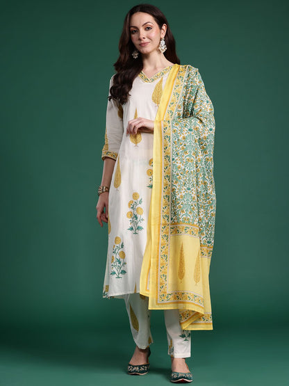 Dhiyona IE Floral Printed Regular Pure Cotton Kurta with Trousers & With Dupatta