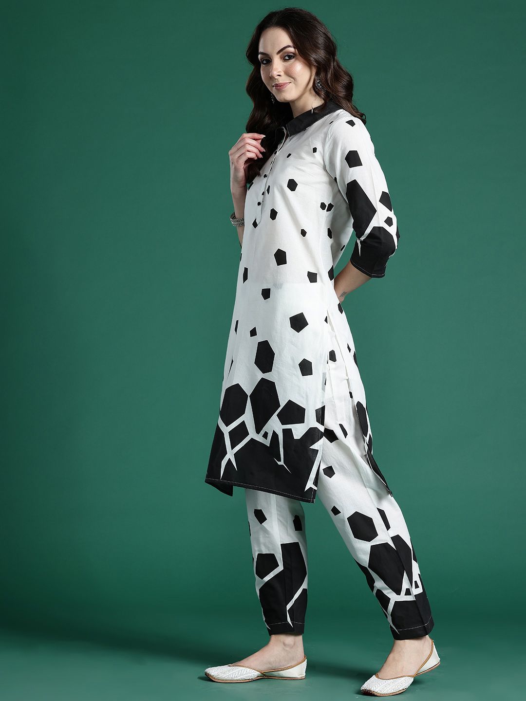 Geometric Printed Regular Pure Cotton Kurta with Palazzos