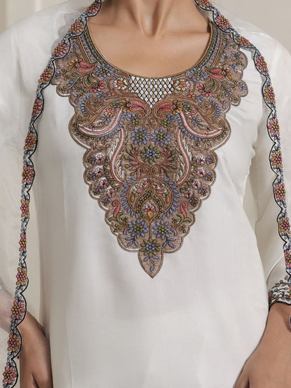 Women Ethnic Motifs Embroidered Kurta with Trousers & Dupatta