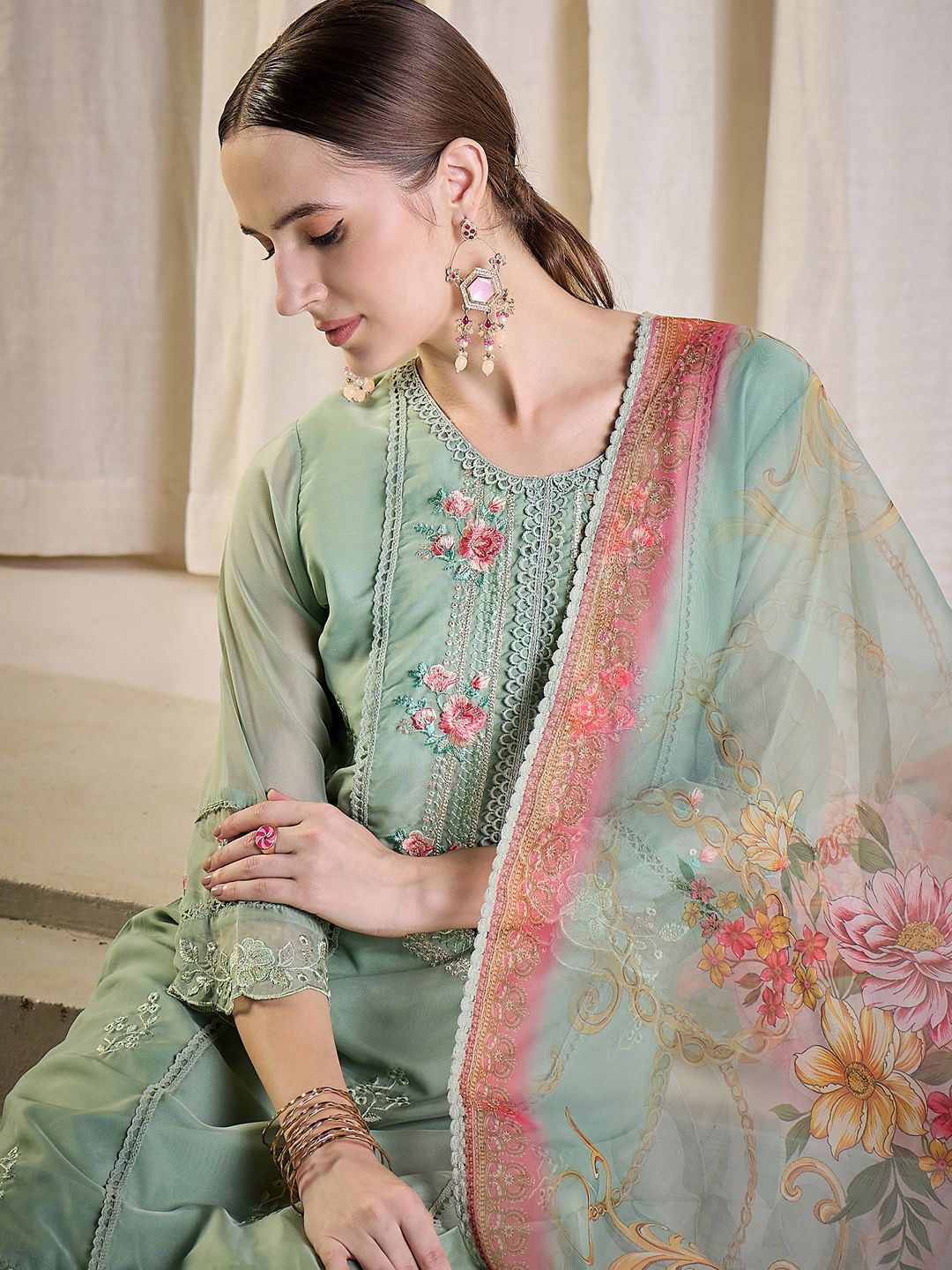 Women Floral Embroidered Kurta with Trousers & Dupatta