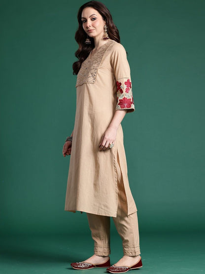 Women Floral Embroidered Cotton Kurta with Trousers & Dupatta