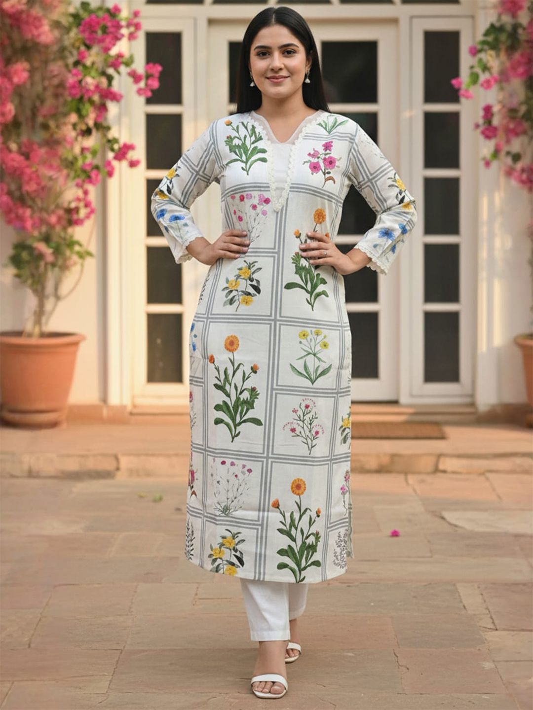 Women Floral Printed Linen Kurta with Trousers