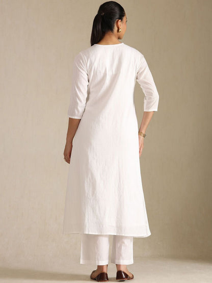 Dhiyona SO Women's Women Embroidered Tiered Kurta with Palazzos